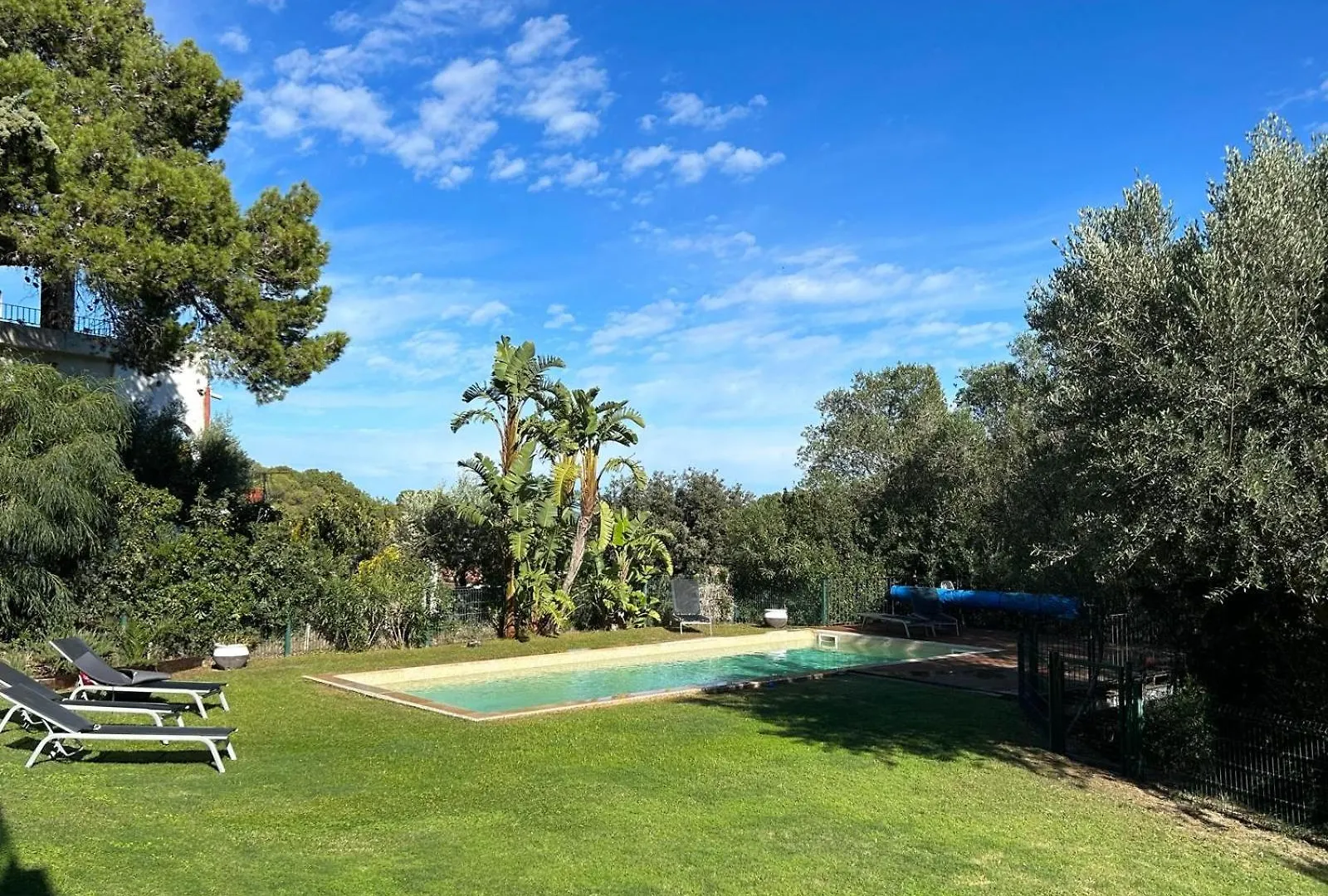 Beautiful Villa In Sa Riera Begur Isla Roja España