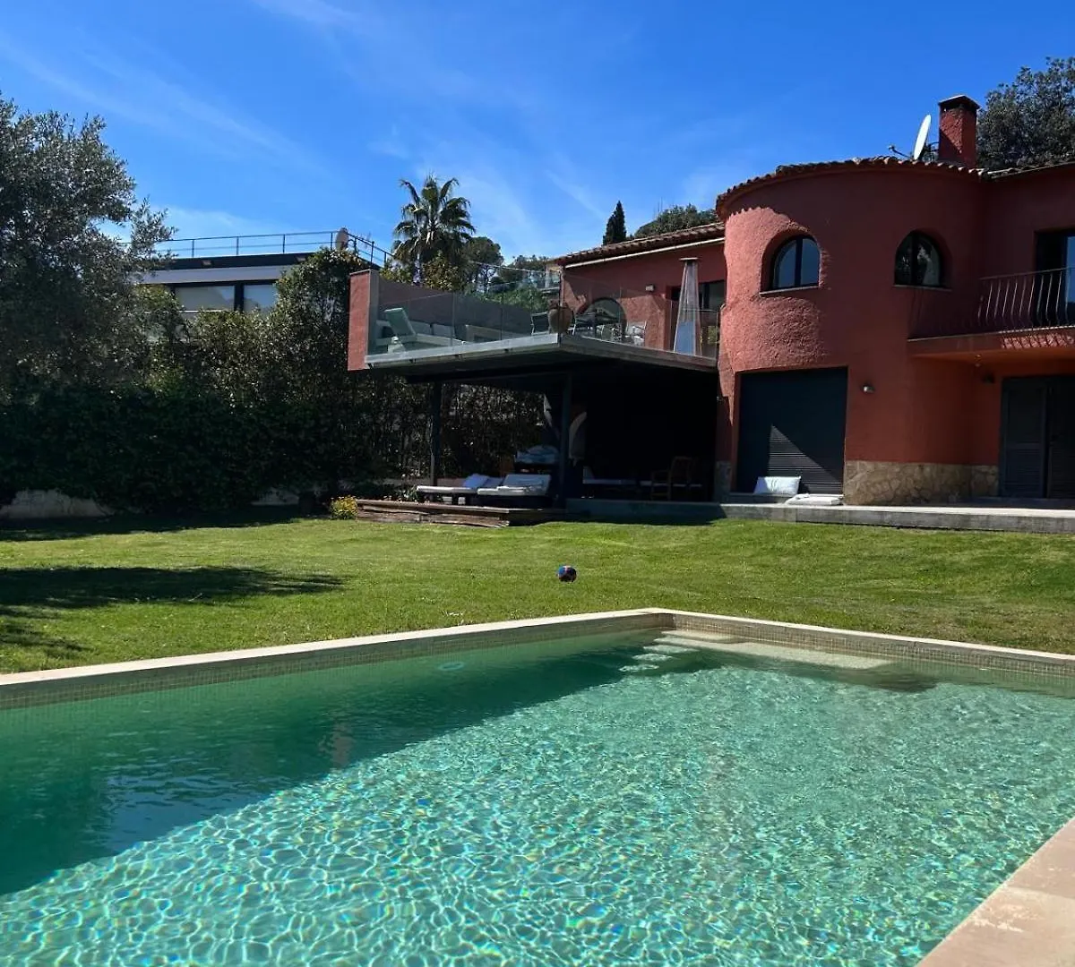 Beautiful Villa In Sa Riera Begur Isla Roja